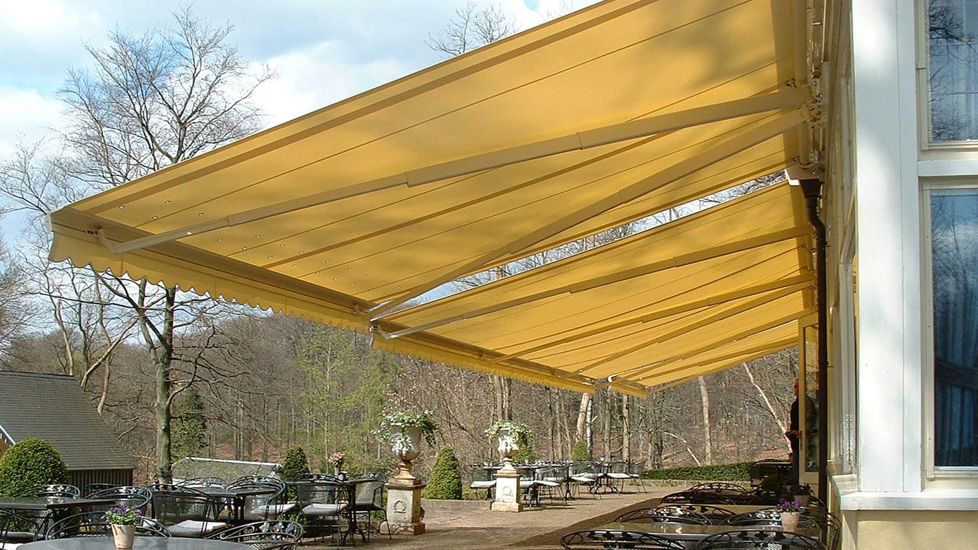 automatic inflatable tent Air Quatro Depth option the Slsy inflatable tent Style:Gigi Ruff Signature series 2022 LumaLens Silver Ion+LumaLens Amber Camping am Strand →
