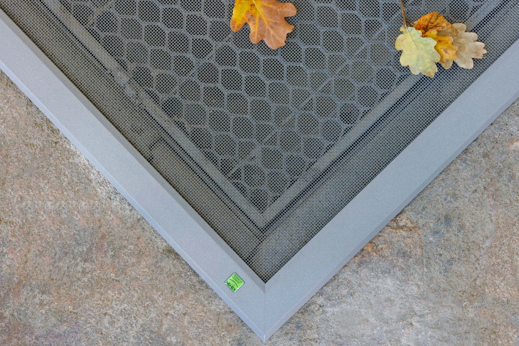Sicherung einer Lichtschachtabdeckung