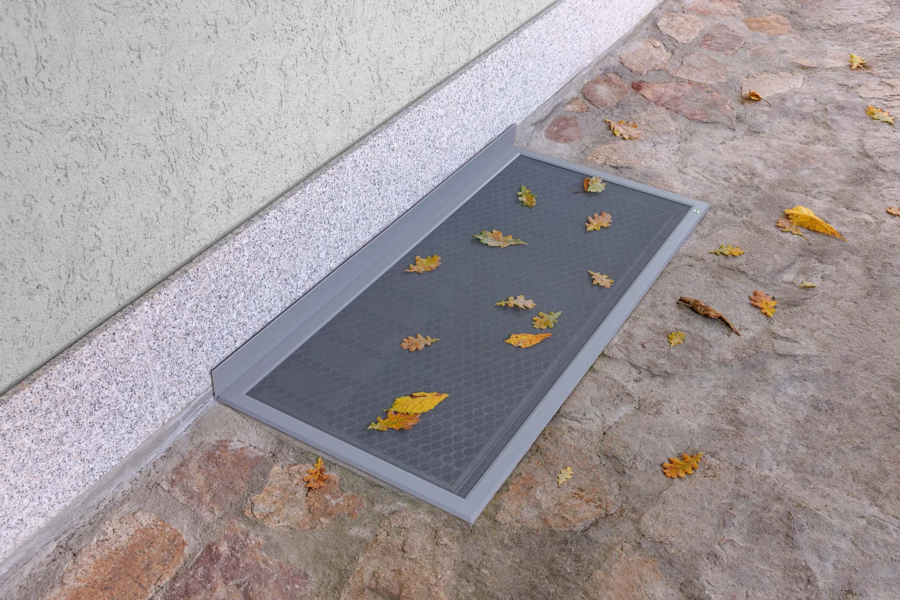 TERRESA Lichtschachtabdeckung für Terrassenflächen