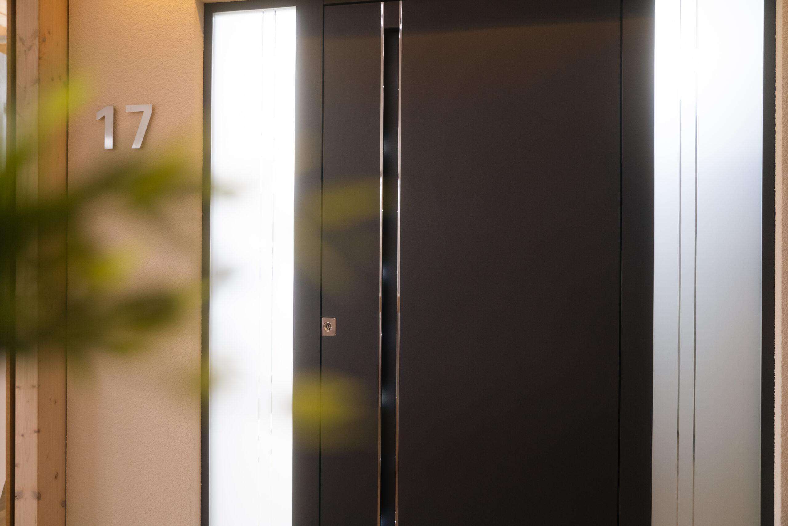 PIRNAR Haustür in der PLANIGRAPH Ausstellung